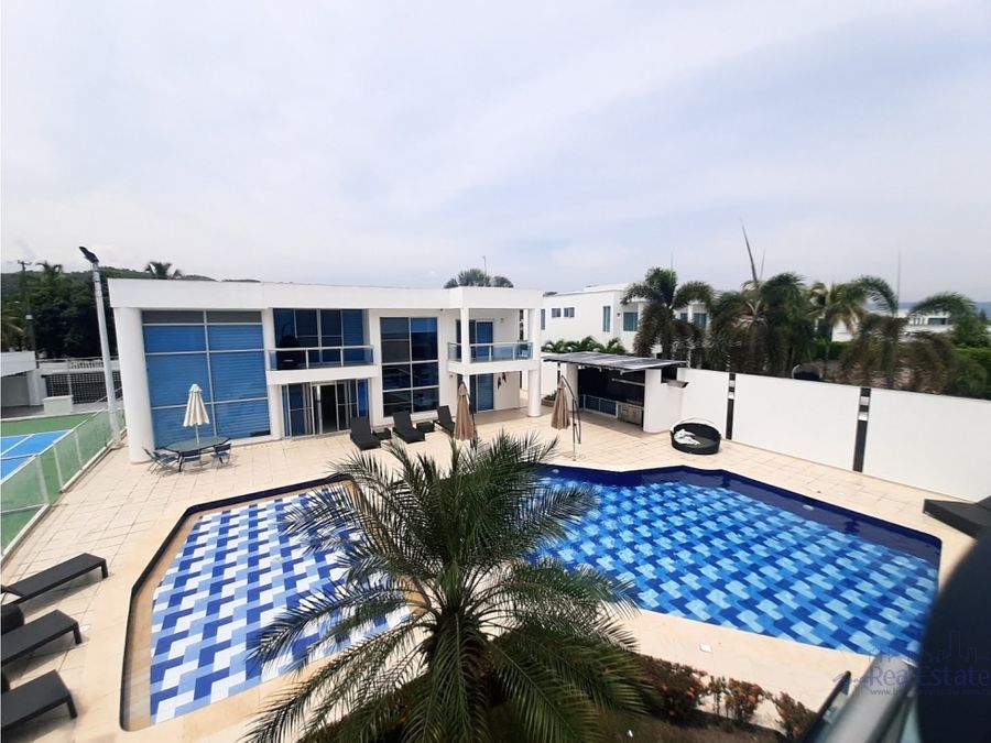 Spectacular Single Family Home